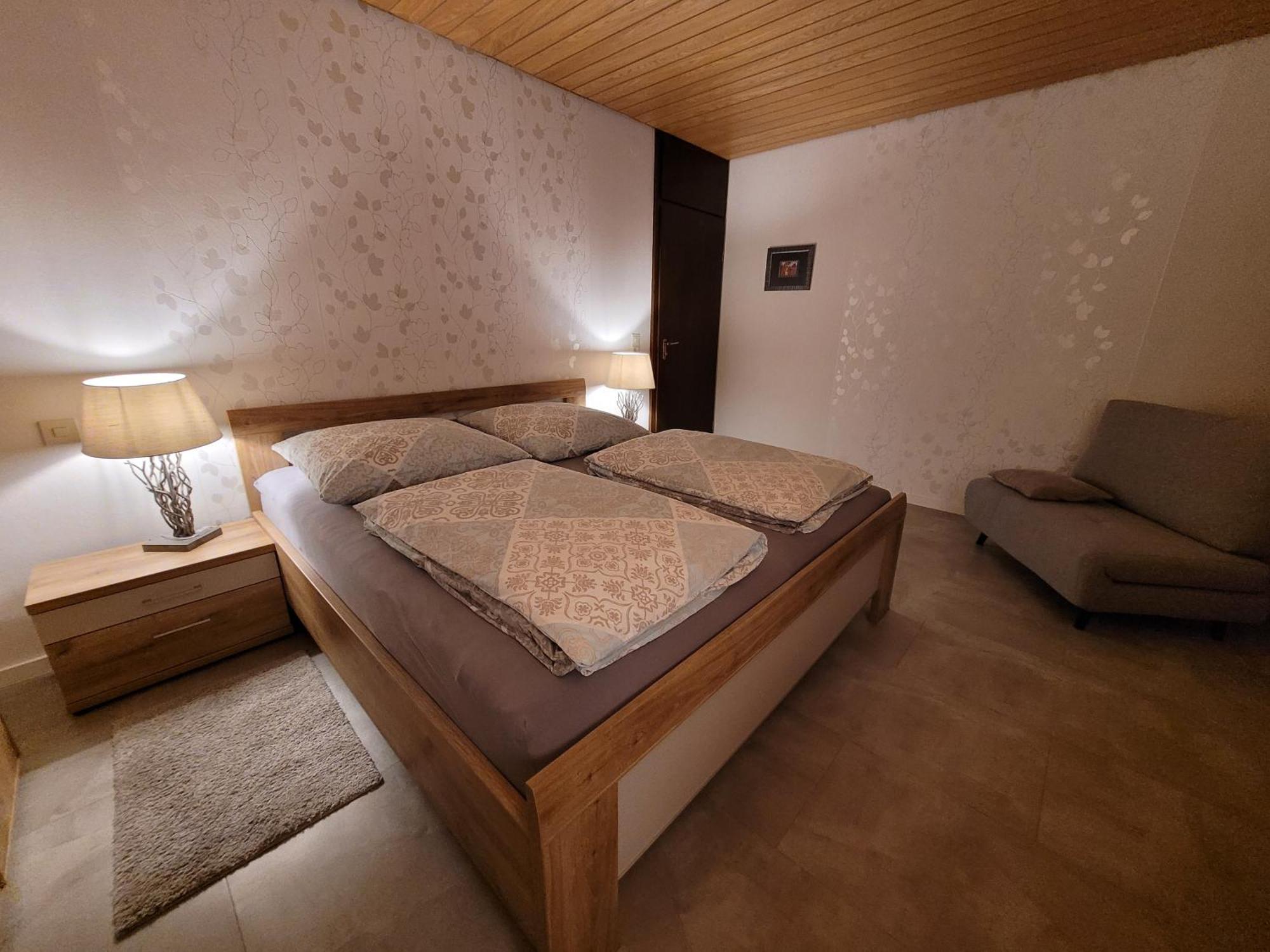 Komfort-Ferienwohnung Auf Der Eulenburg Grafengehaig Exteriér fotografie